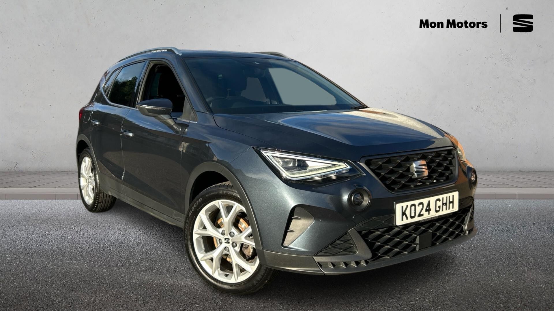 Main listing image - SEAT Arona