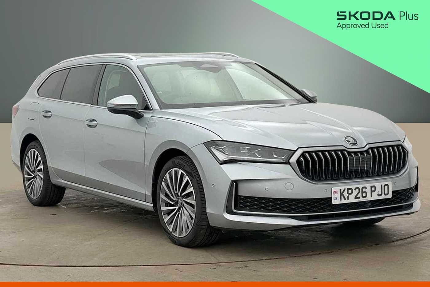 Main listing image - Skoda Superb