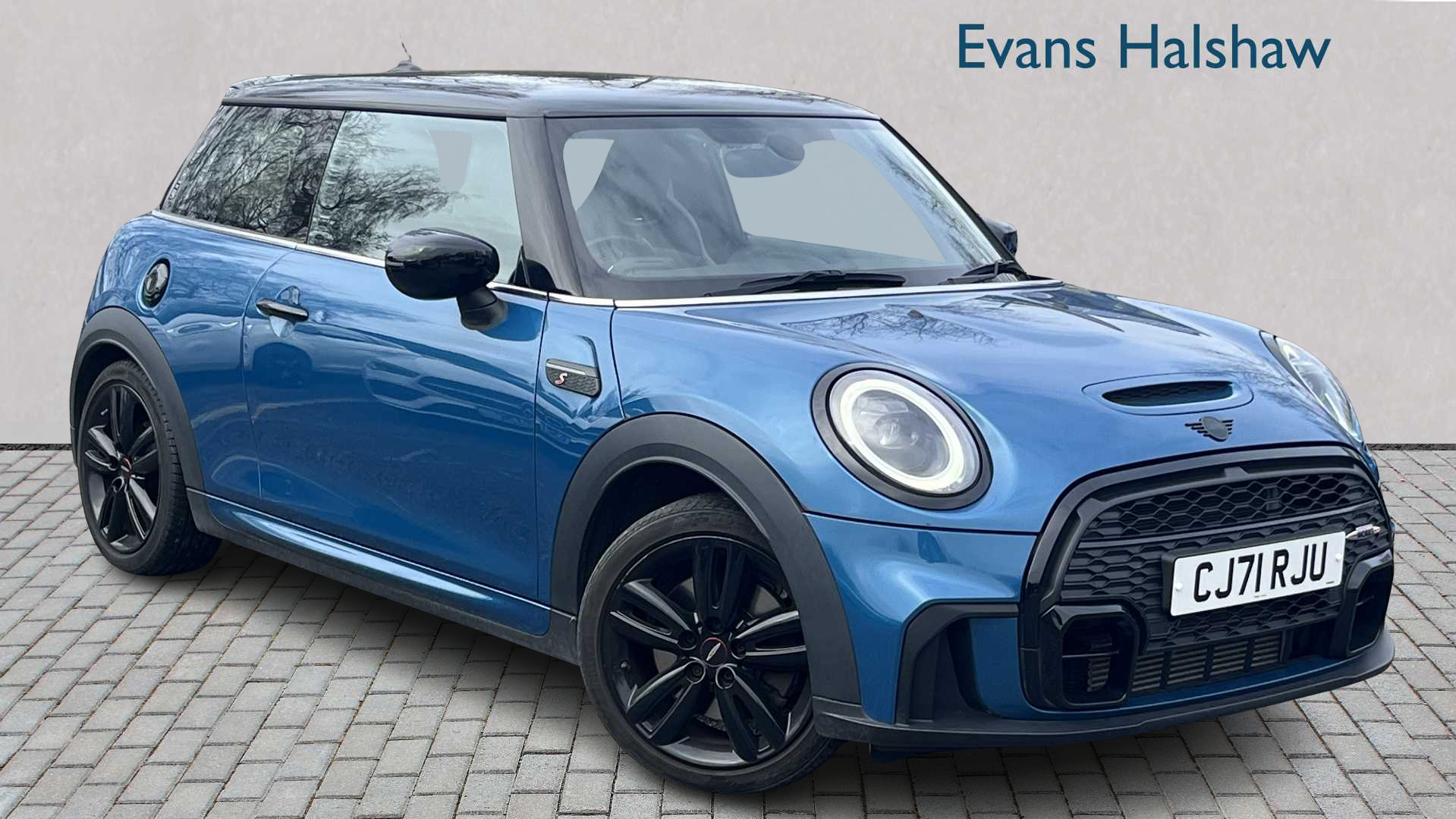 Main listing image - MINI Hatchback