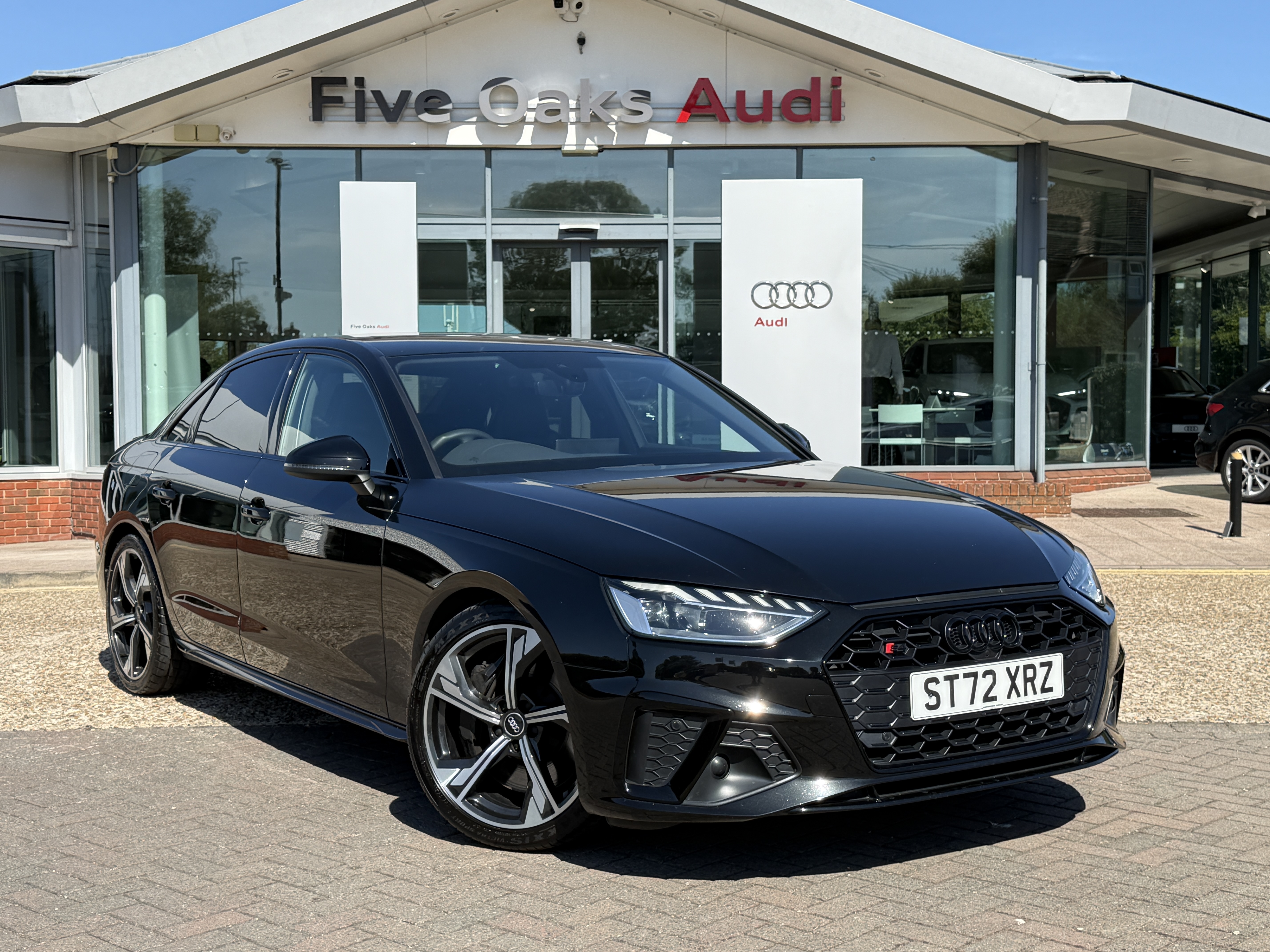 Main listing image - Audi A4