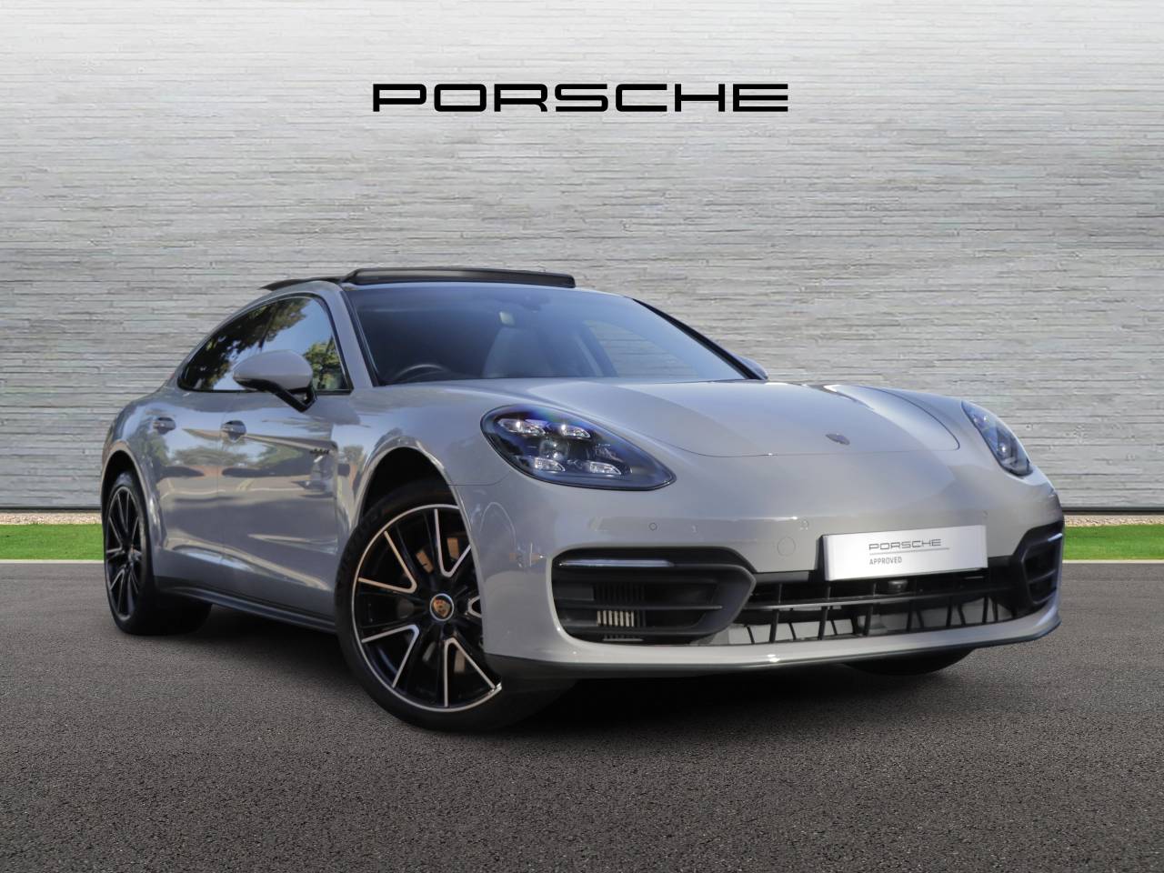 Main listing image - Porsche Panamera