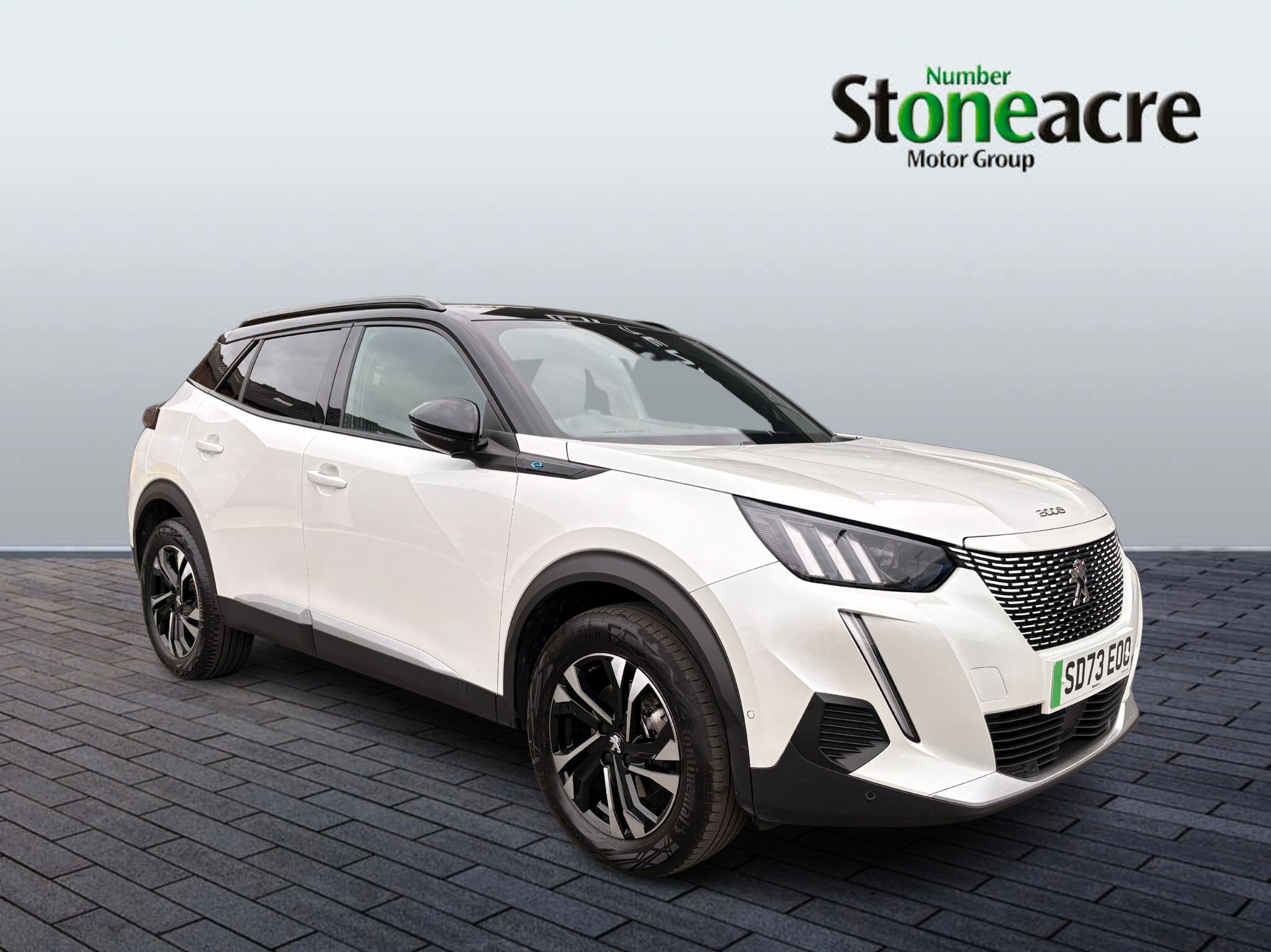 Main listing image - Peugeot e-2008