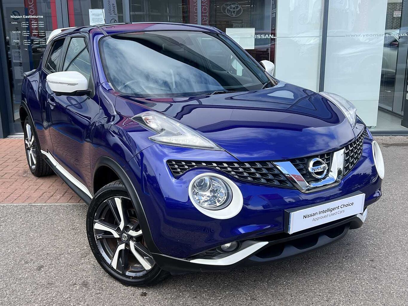 Main listing image - Nissan Juke