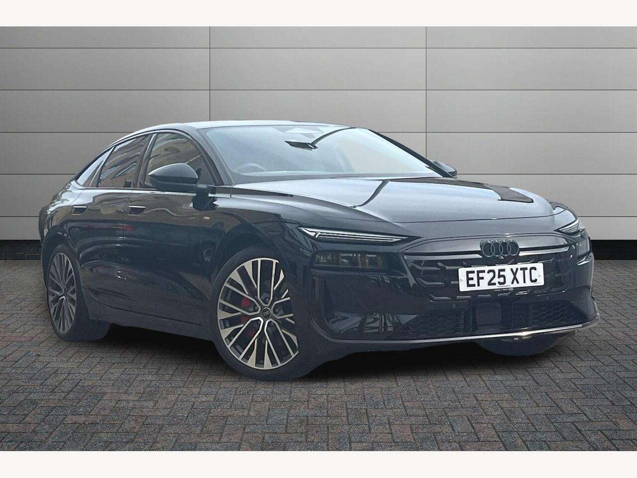 Main listing image - Audi A6