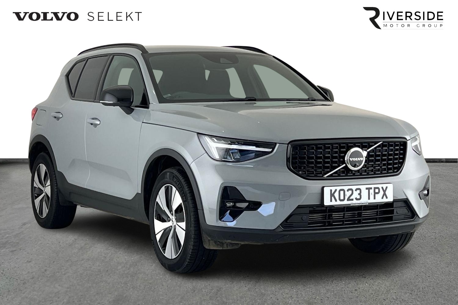 Main listing image - Volvo XC40 Recharge