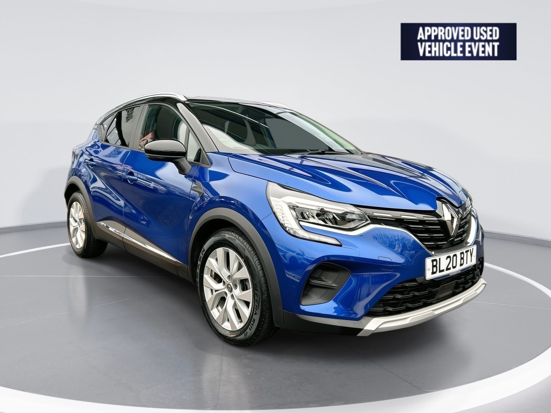 Main listing image - Renault Captur