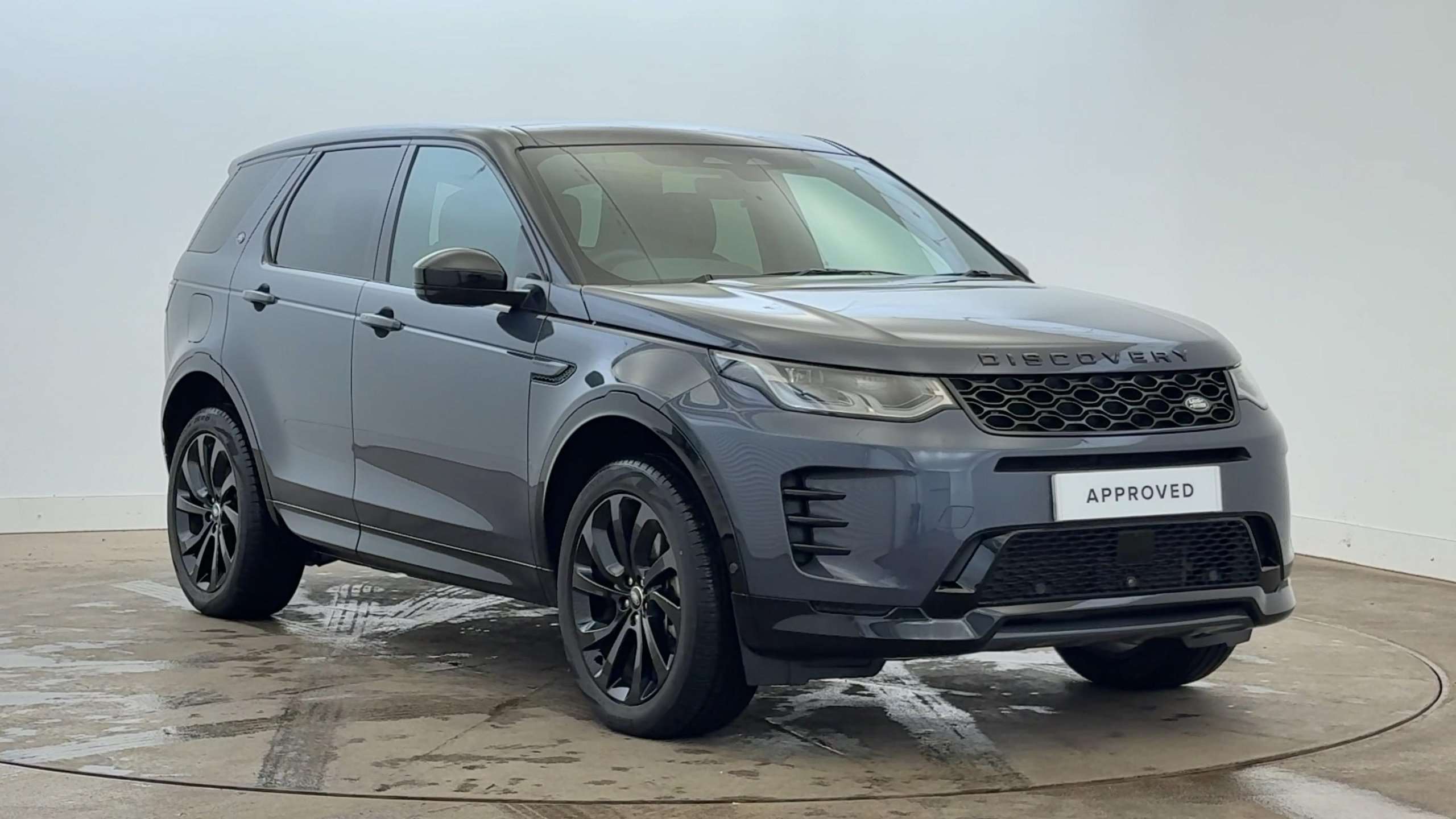 Main listing image - Land Rover Discovery Sport