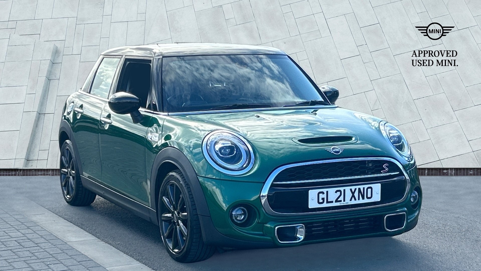 Main listing image - MINI Hatchback 5dr