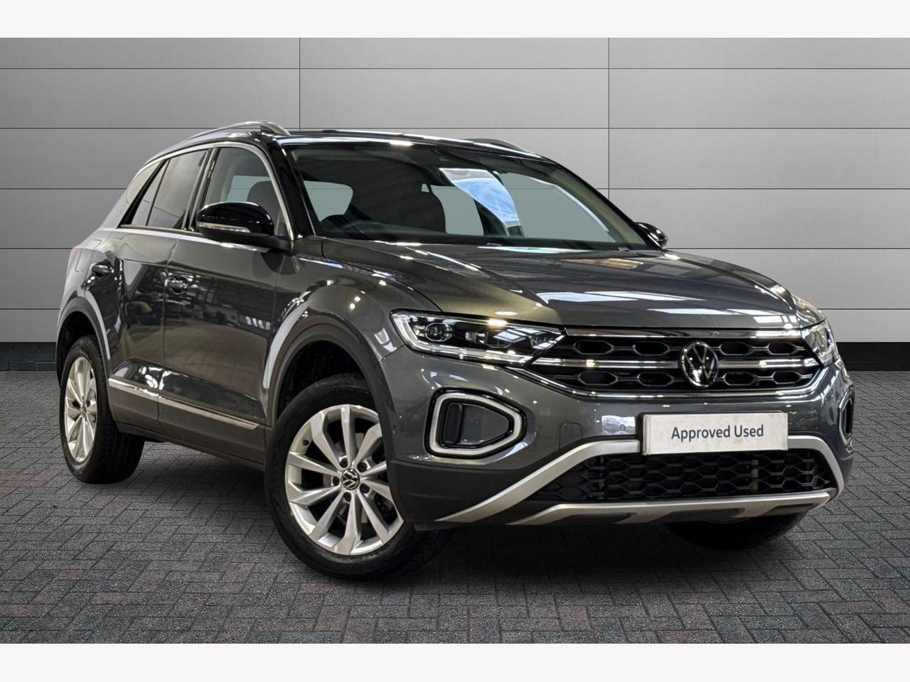 Main listing image - Volkswagen T-Roc