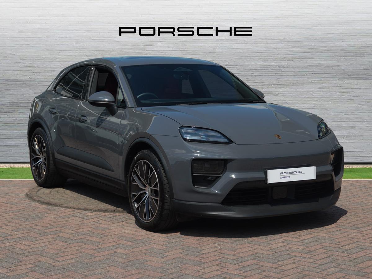 Main listing image - Porsche Macan