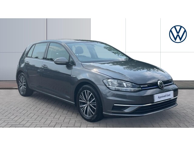 Main listing image - Volkswagen Golf