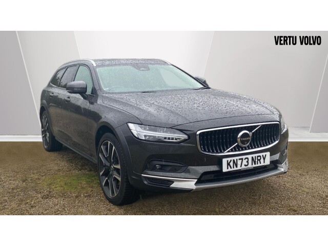 Main listing image - Volvo V90 Cross Country