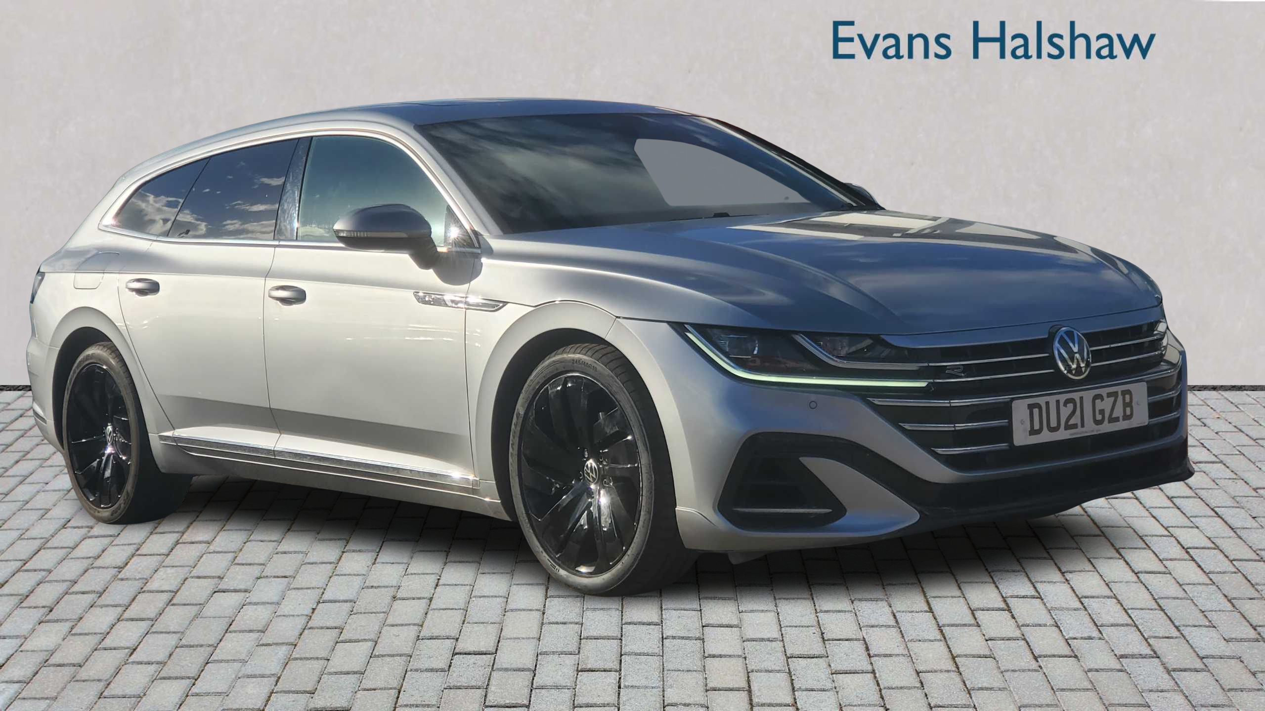 Main listing image - Volkswagen Arteon Shooting Brake