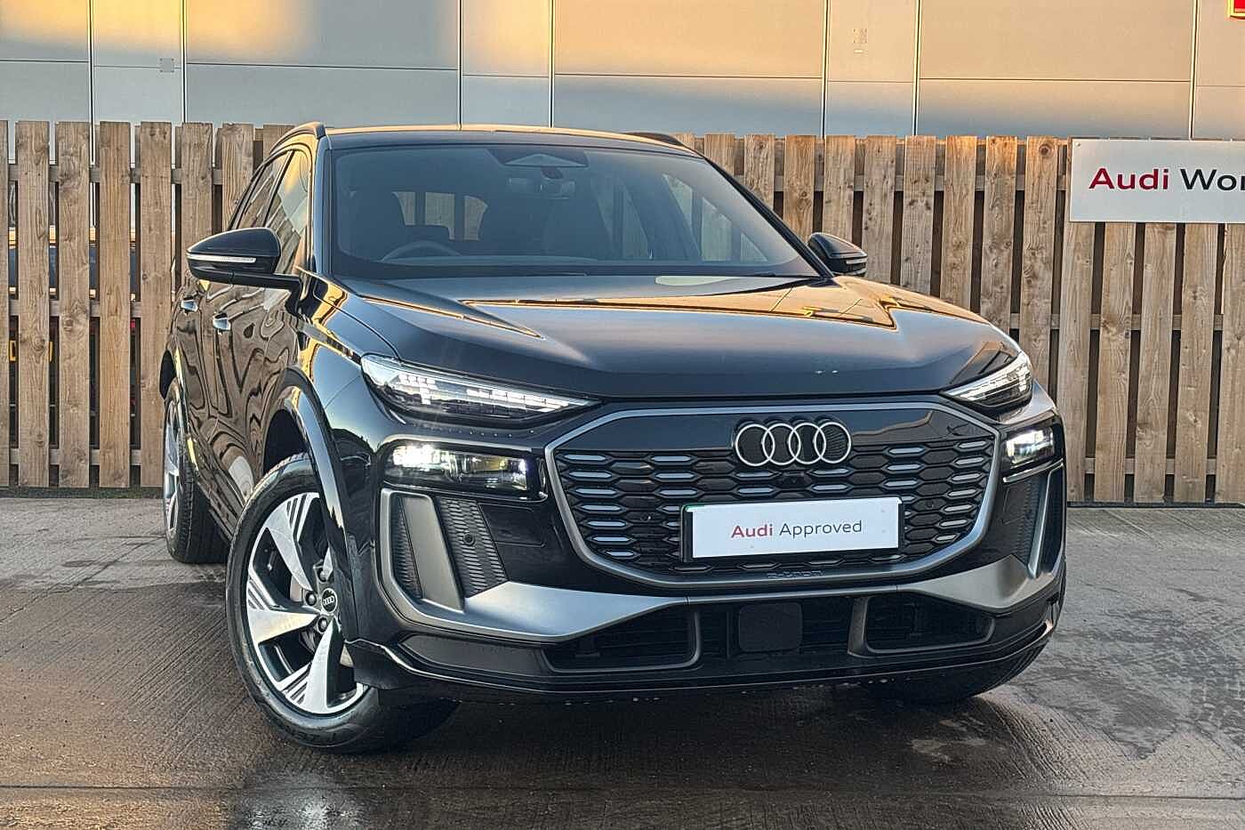 Main listing image - Audi Q6