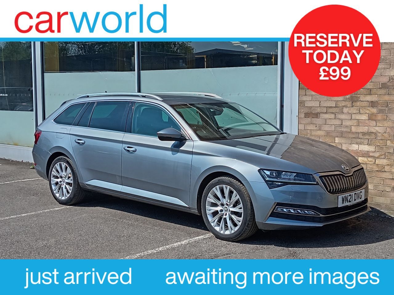 Main listing image - Skoda Superb Estate