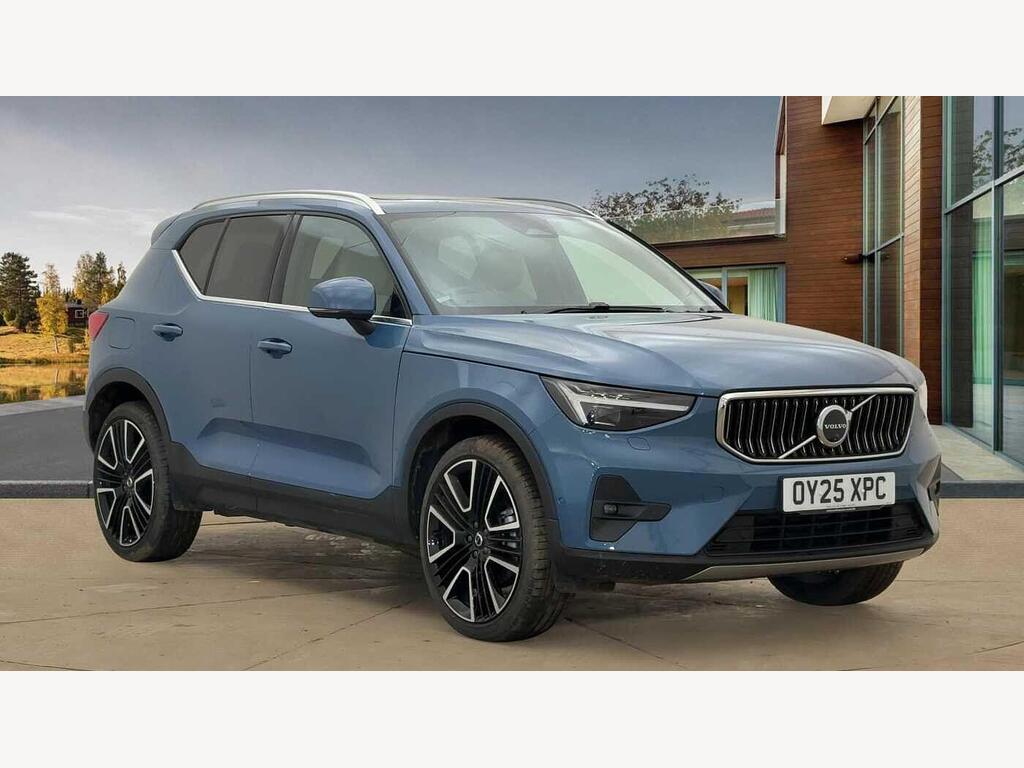 Main listing image - Volvo XC40