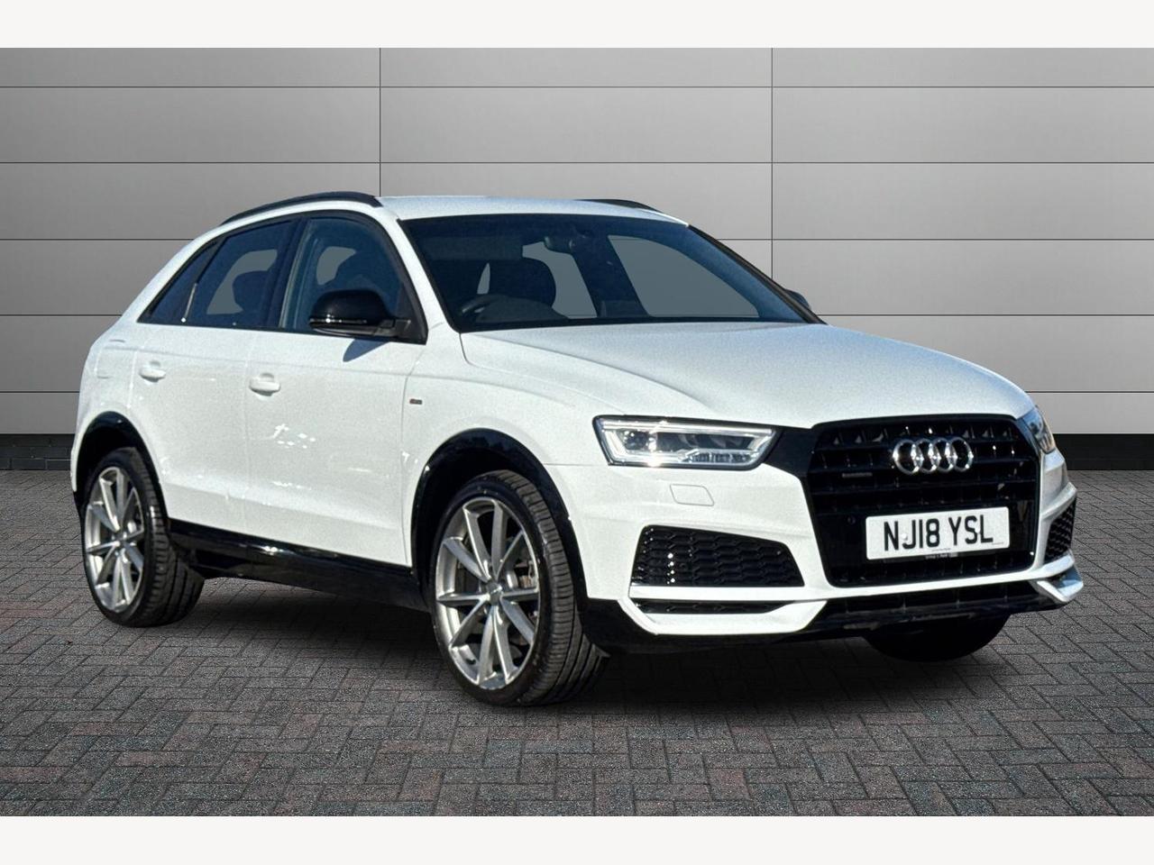 Main listing image - Audi Q3