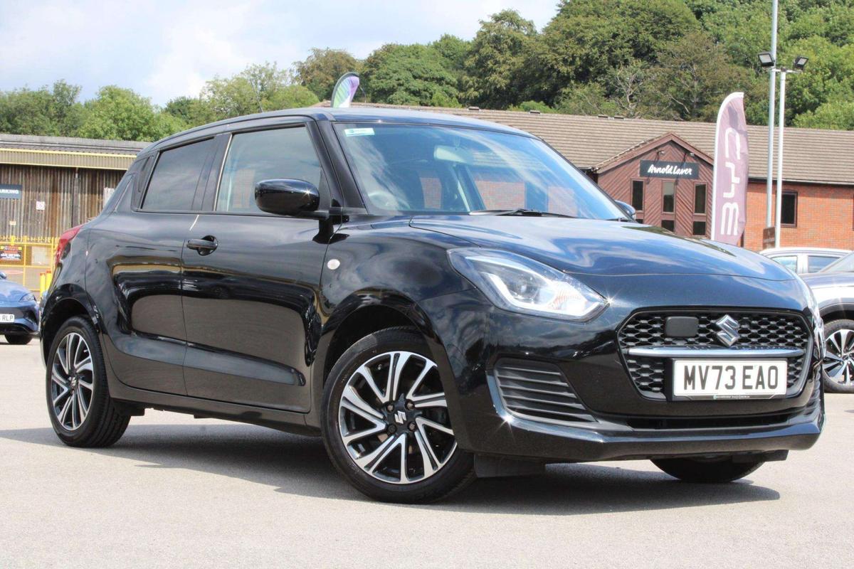 Main listing image - Suzuki Swift