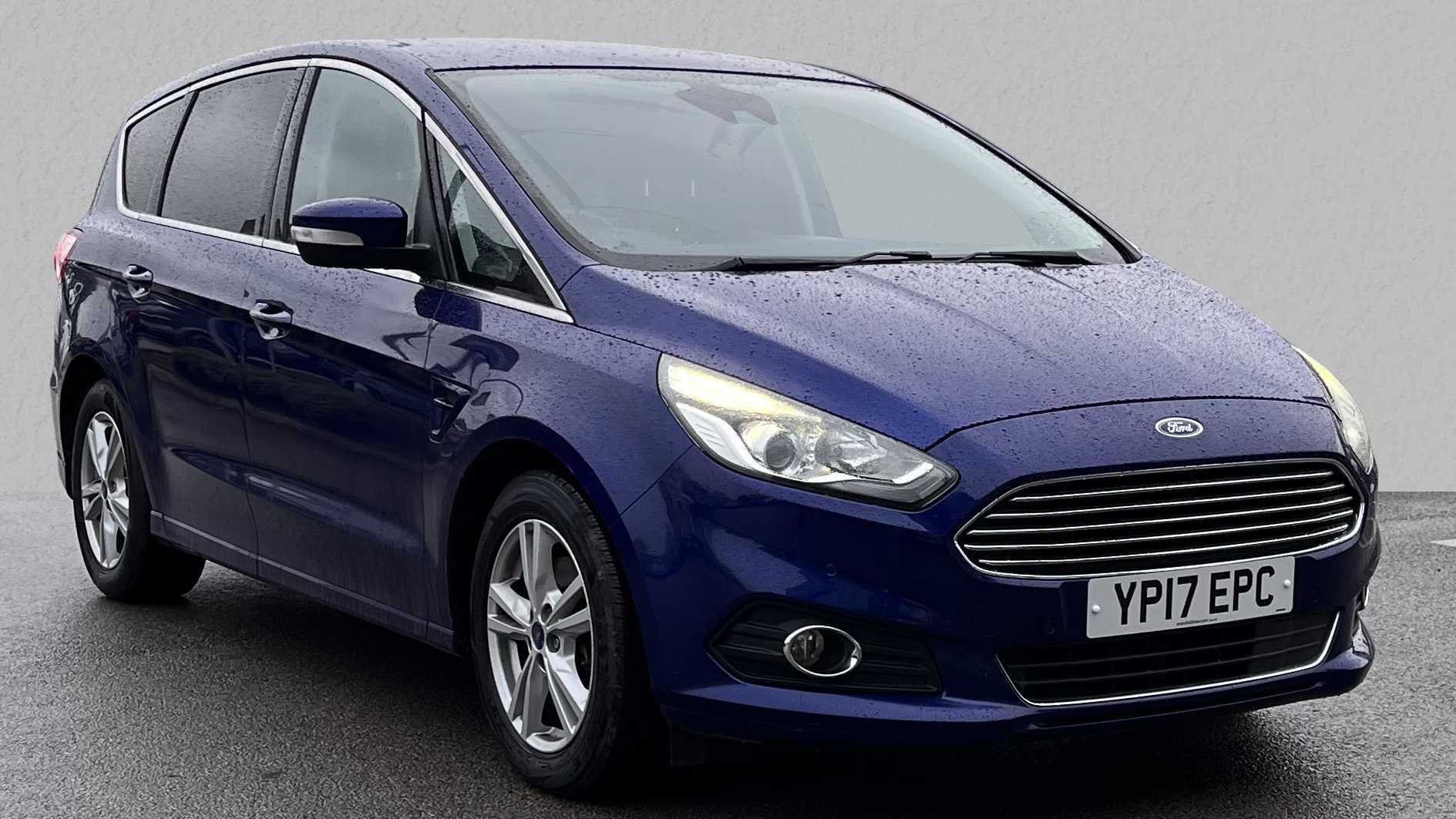 Main listing image - Ford S-MAX