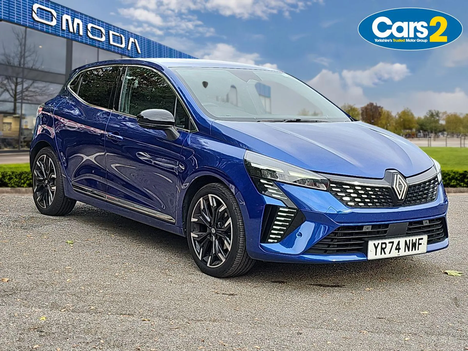 Main listing image - Renault Clio
