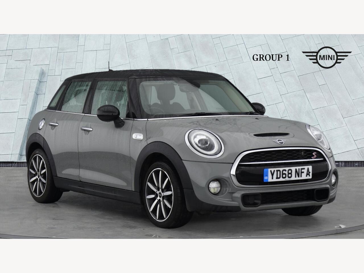Main listing image - MINI Hatchback 5dr