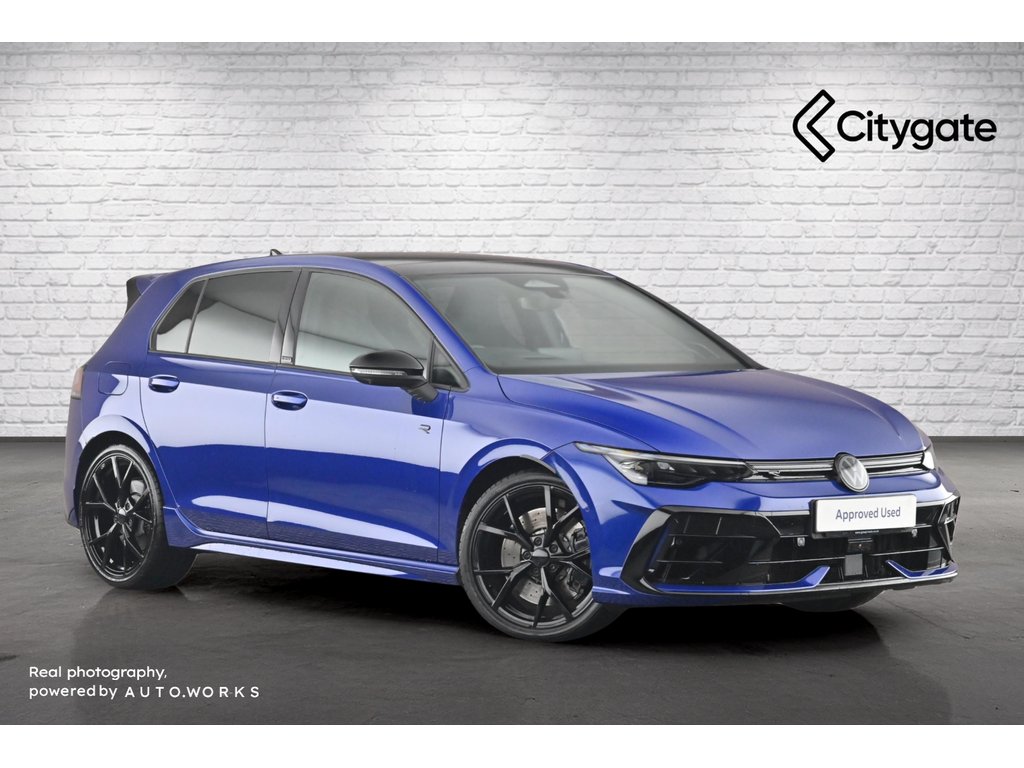 Main listing image - Volkswagen Golf