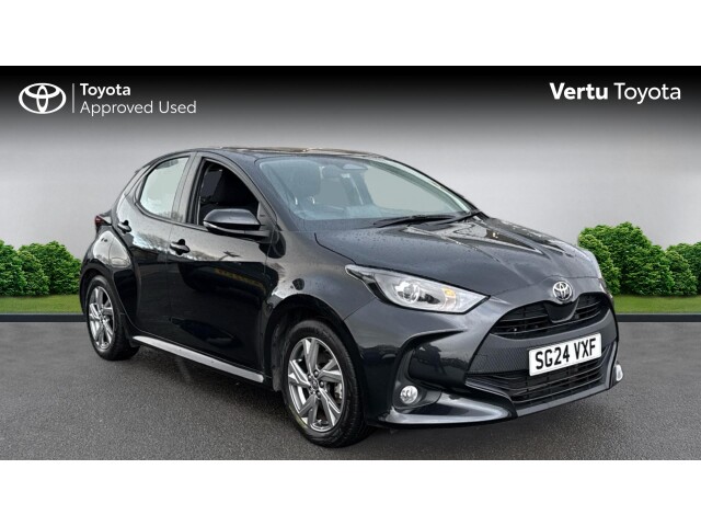 Main listing image - Toyota Yaris