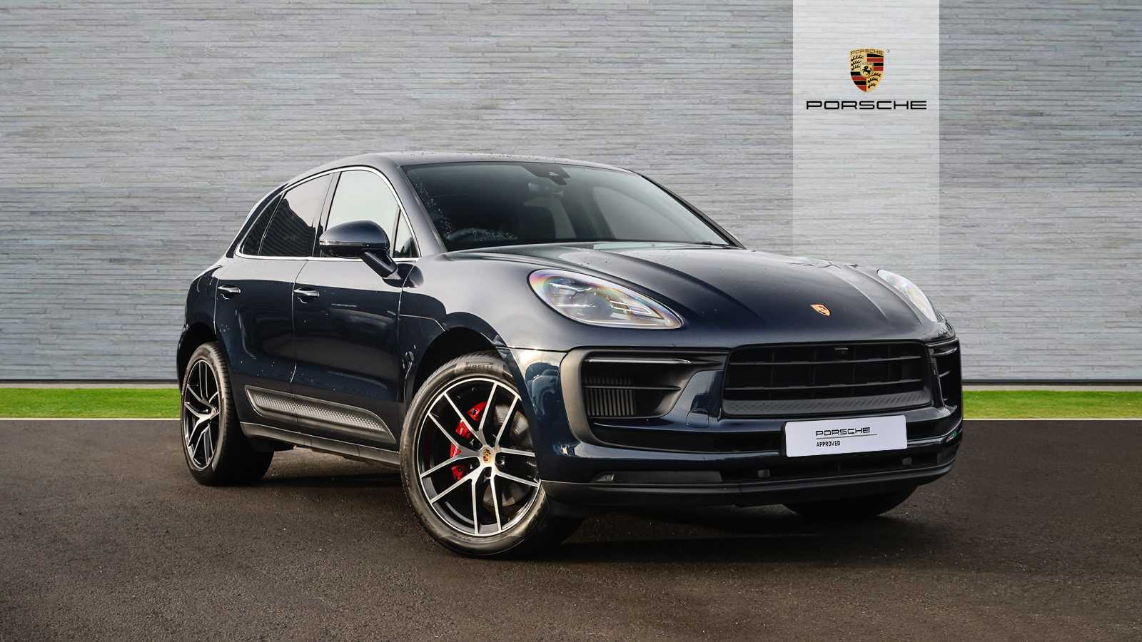 Main listing image - Porsche Macan