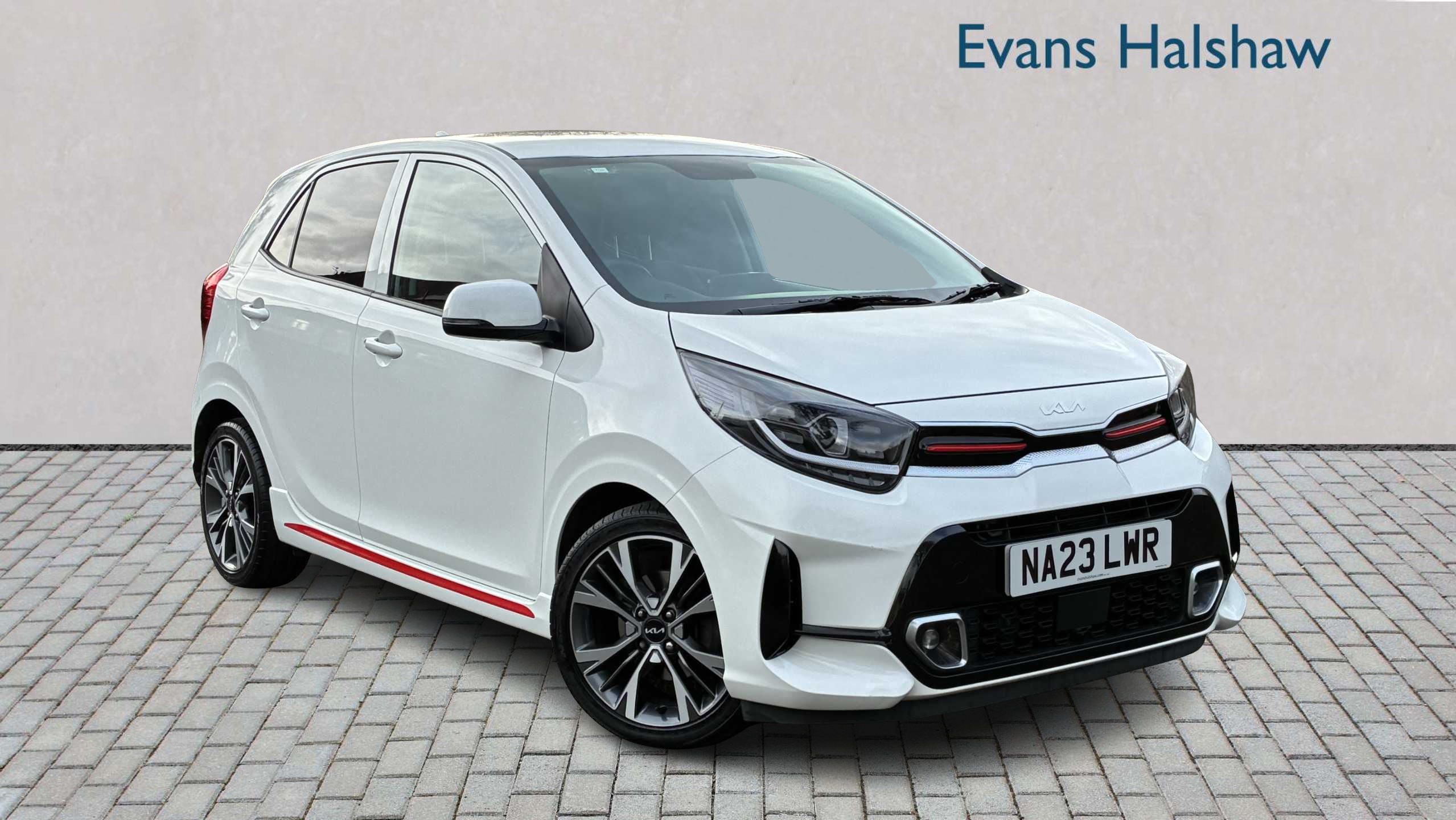 Main listing image - Kia Picanto