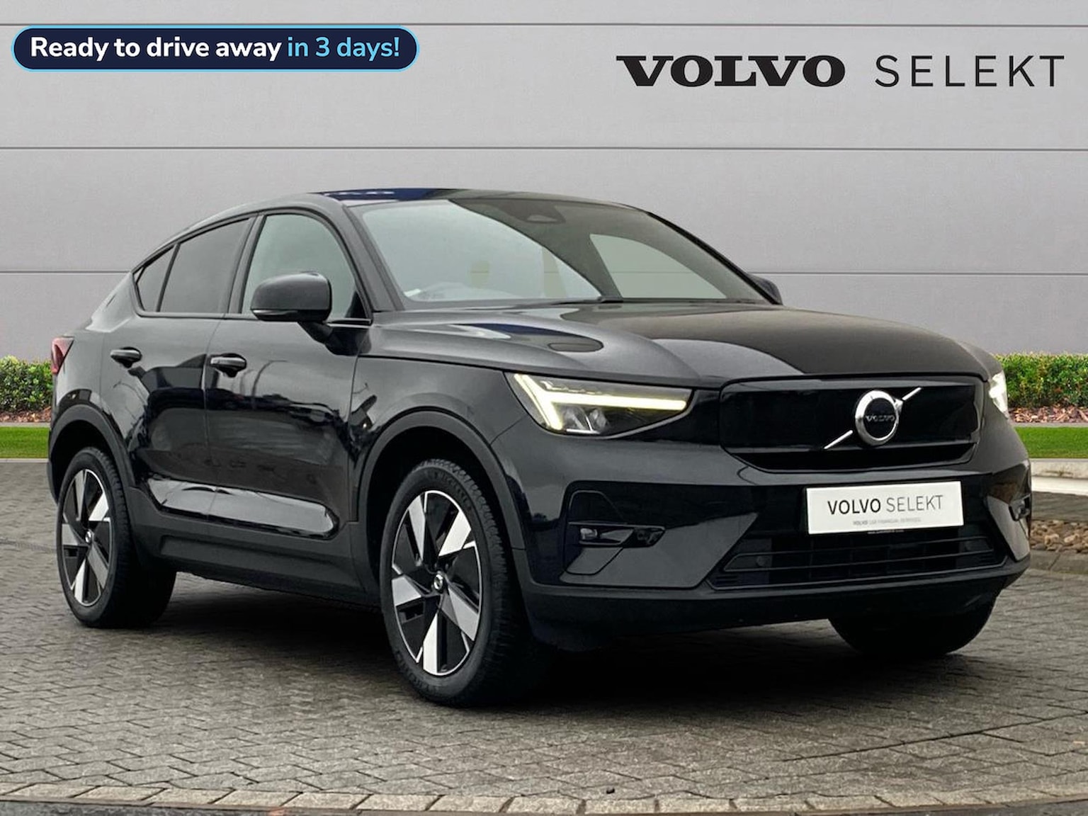 Main listing image - Volvo C40