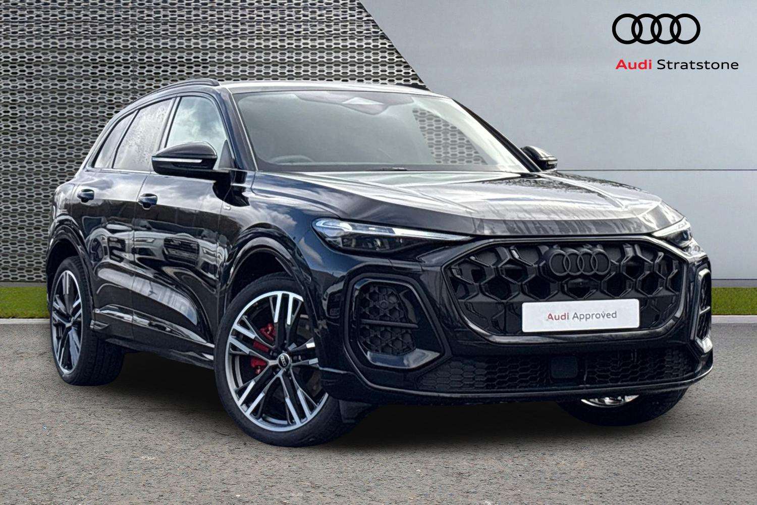 Main listing image - Audi Q5