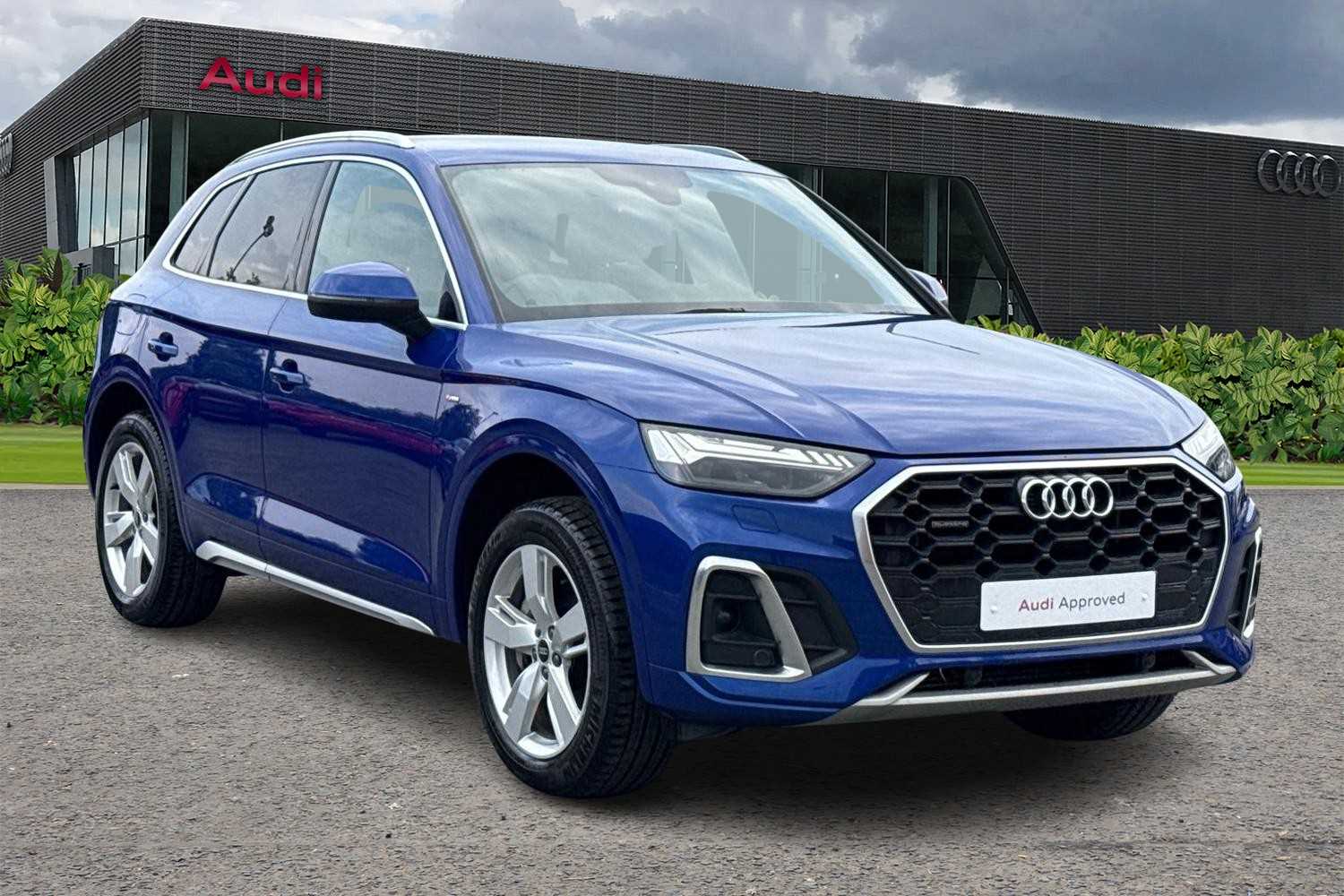 Main listing image - Audi Q5