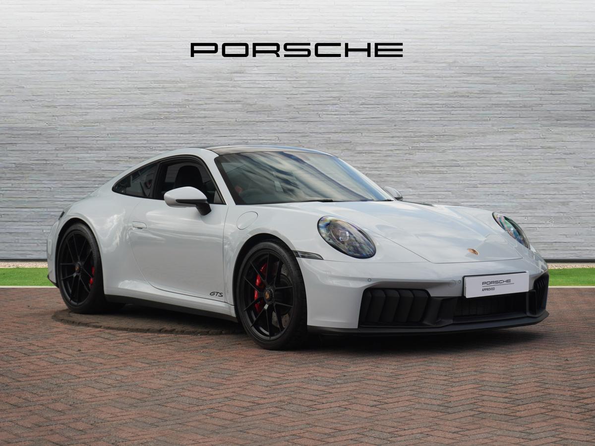 Main listing image - Porsche 911