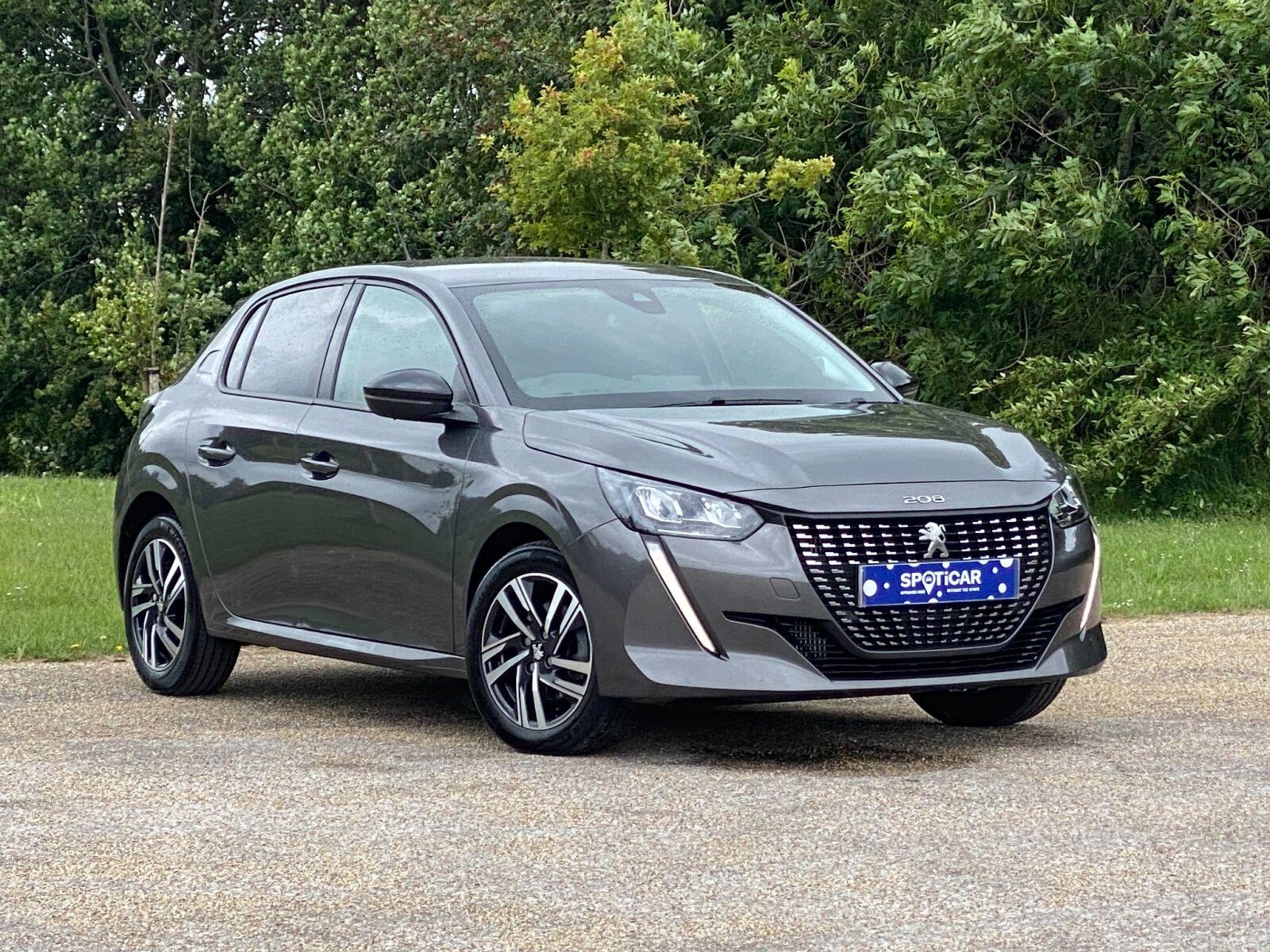 Main listing image - Peugeot 208