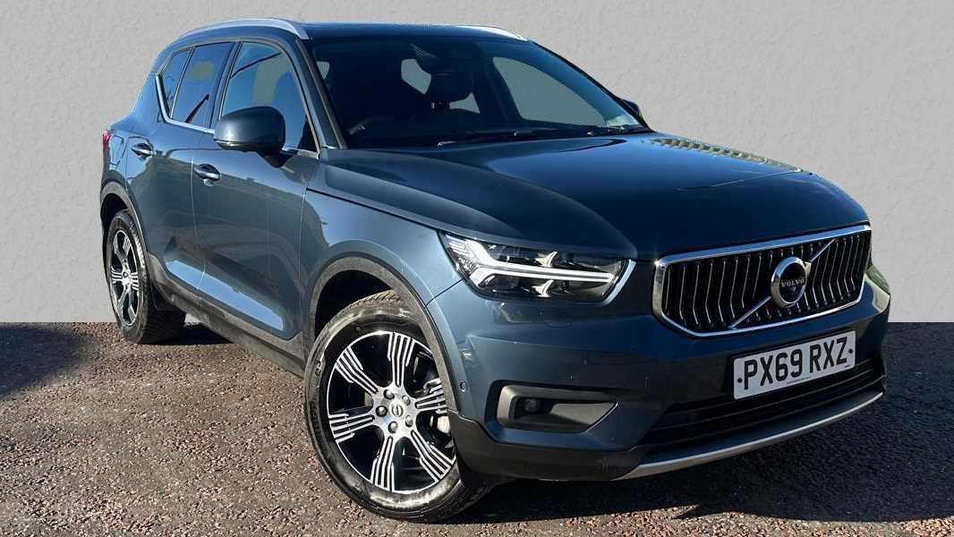 Main listing image - Volvo XC40