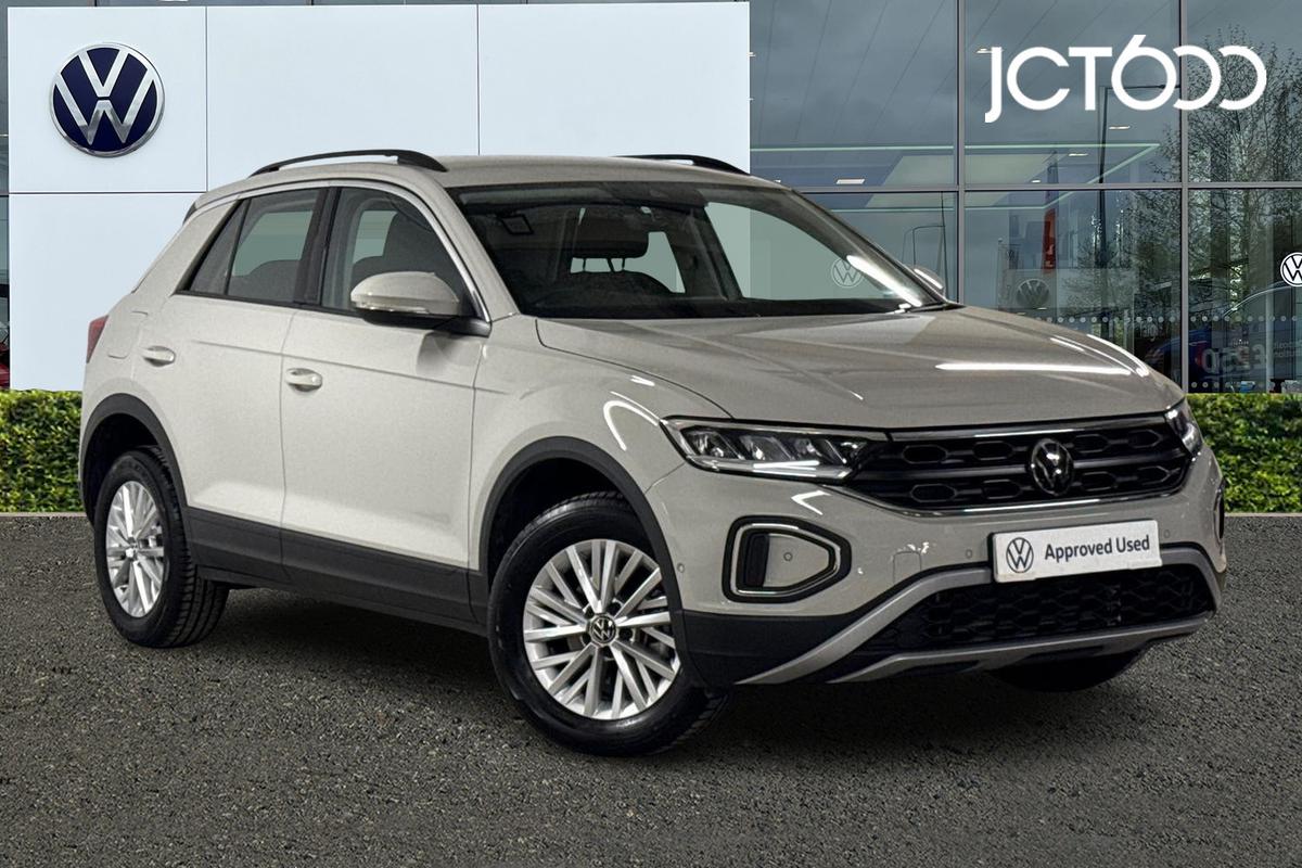 Main listing image - Volkswagen T-Roc