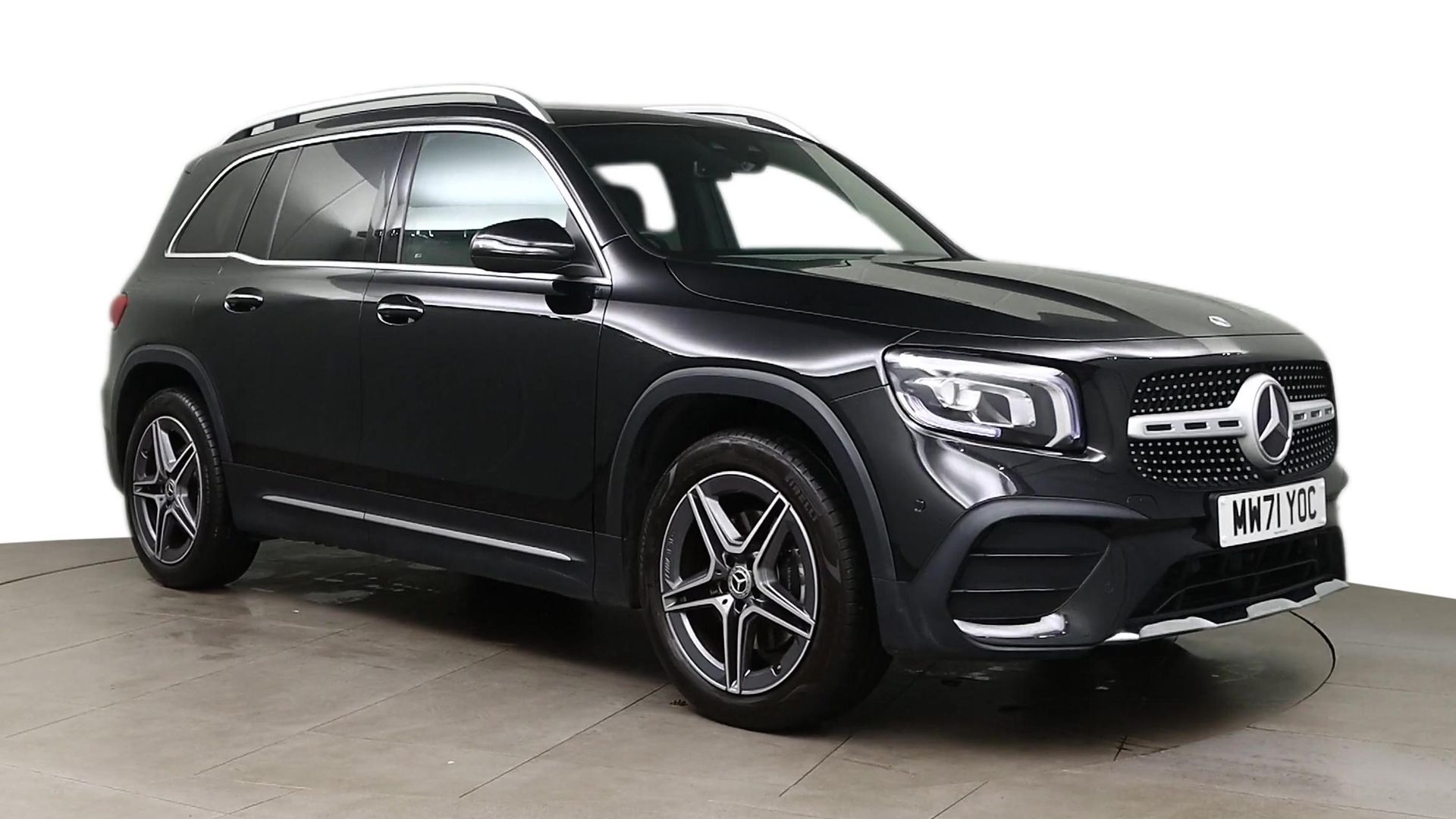 Main listing image - Mercedes-Benz GLB