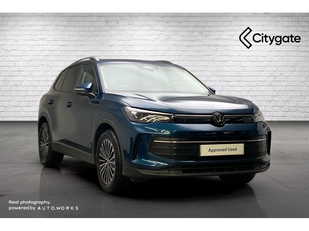 Main listing image - Volkswagen Tiguan