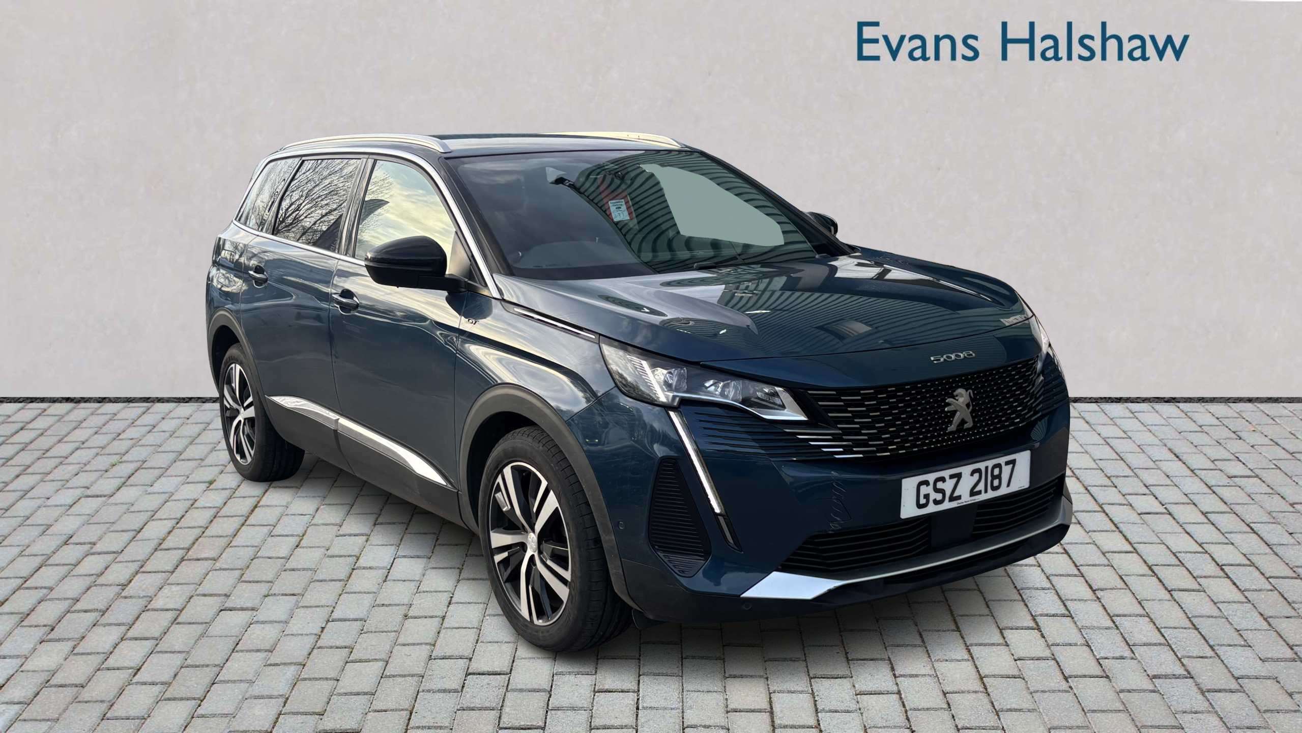 Main listing image - Peugeot 5008