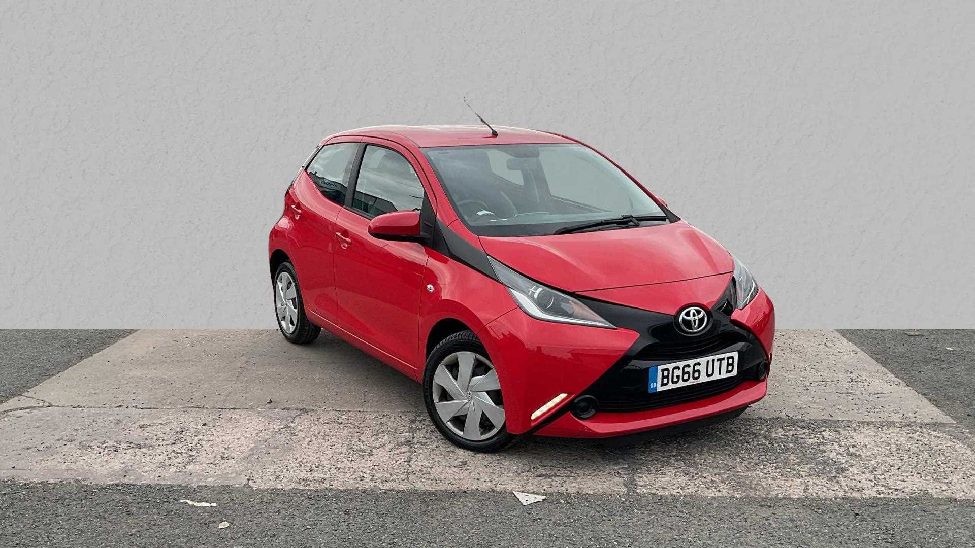 Main listing image - Toyota Aygo