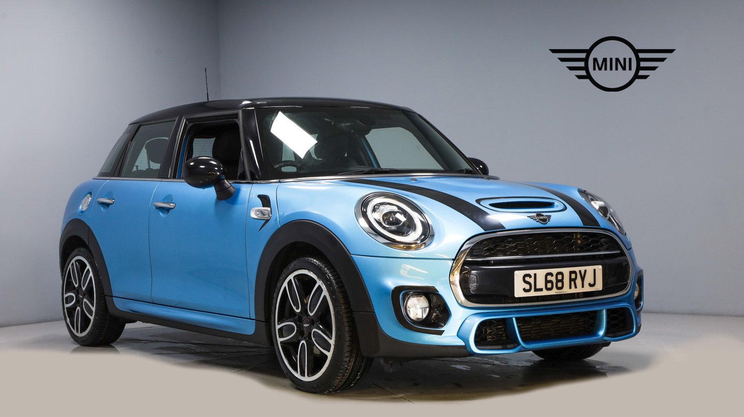 Main listing image - MINI Hatchback