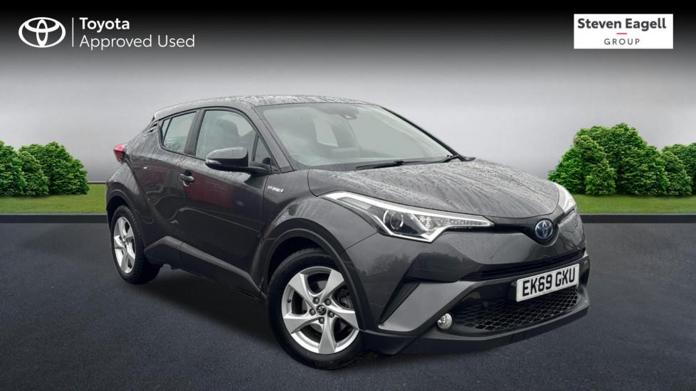 Main listing image - Toyota C-HR