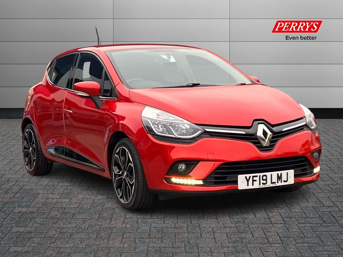 Main listing image - Renault Clio