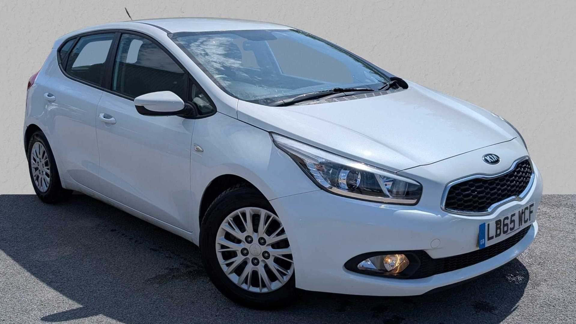 Main listing image - Kia Ceed