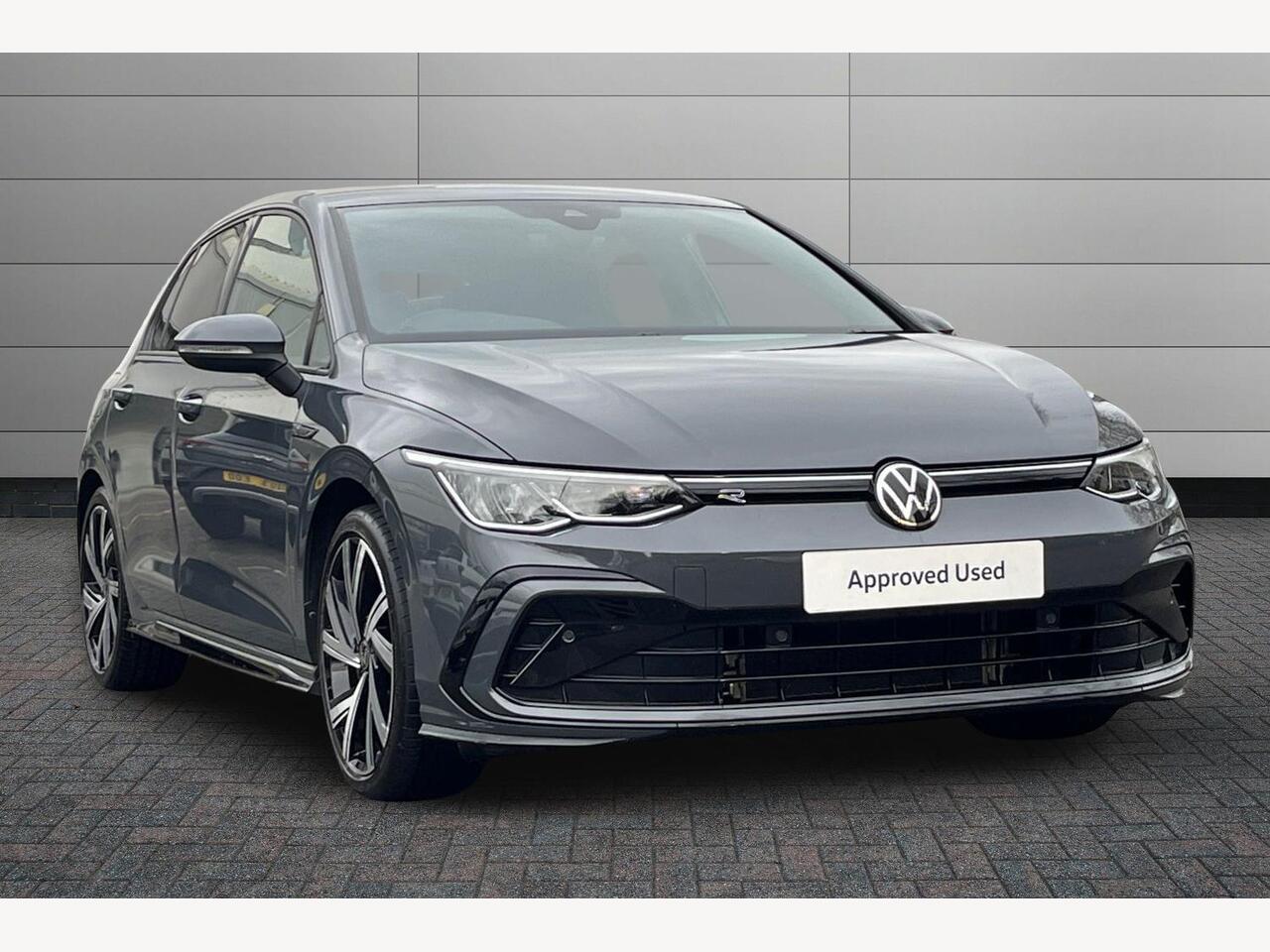 Main listing image - Volkswagen Golf