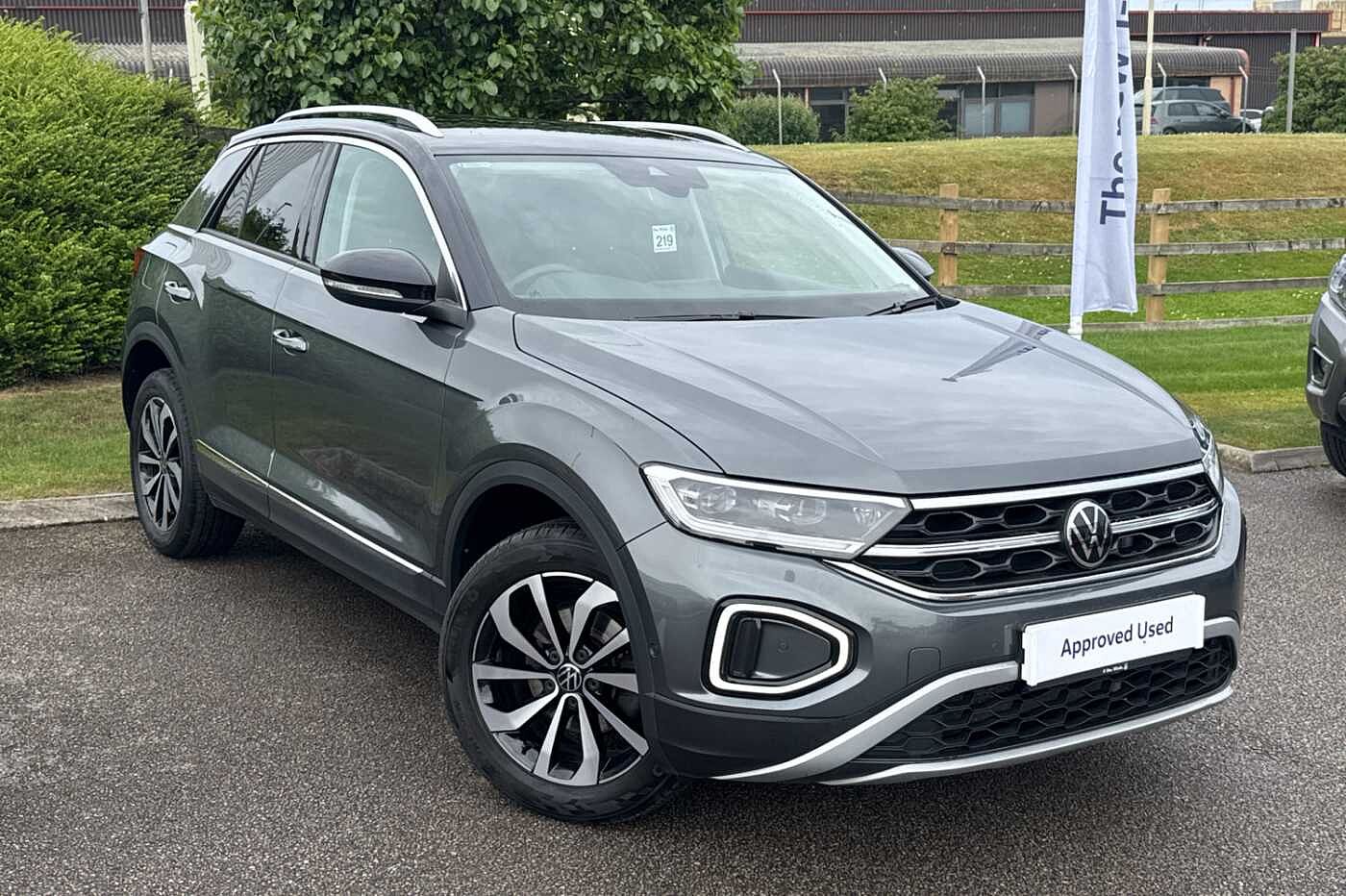 Main listing image - Volkswagen T-Roc