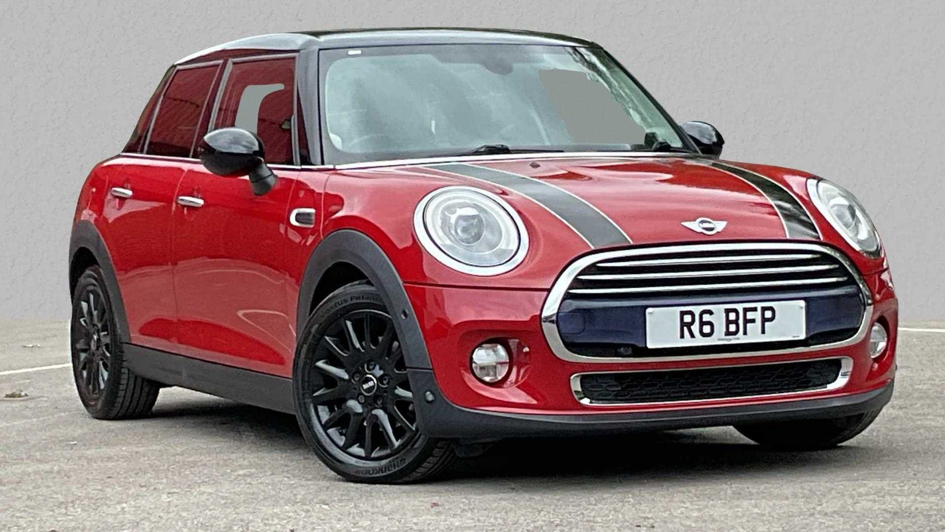 Main listing image - MINI Hatchback 5dr