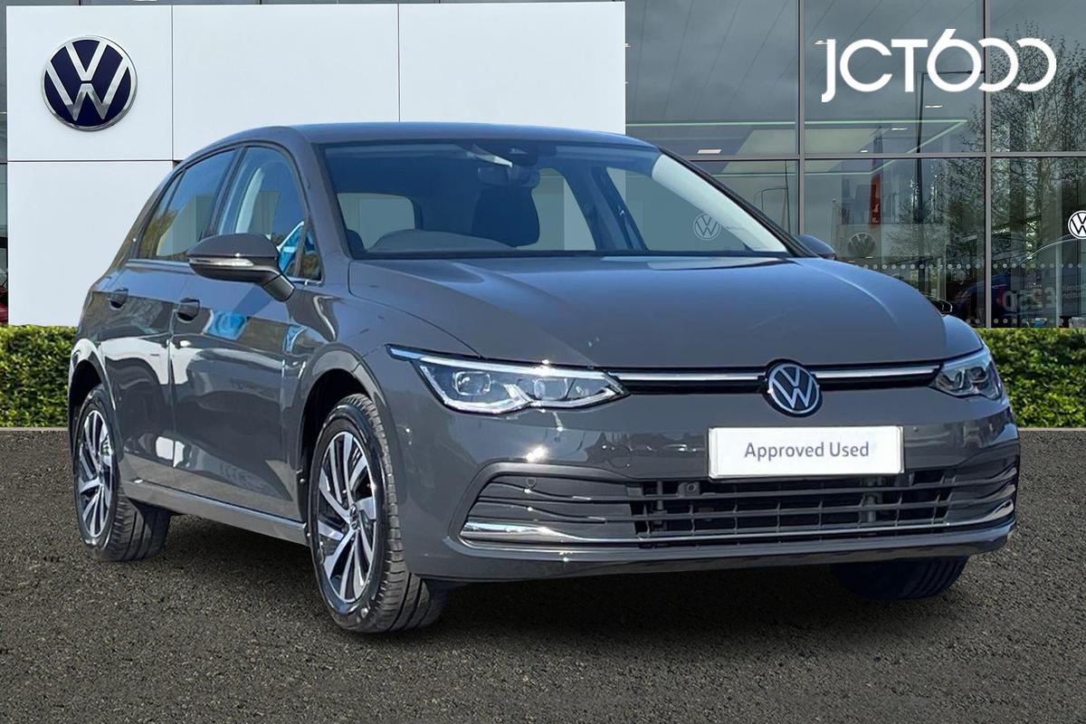 Main listing image - Volkswagen Golf