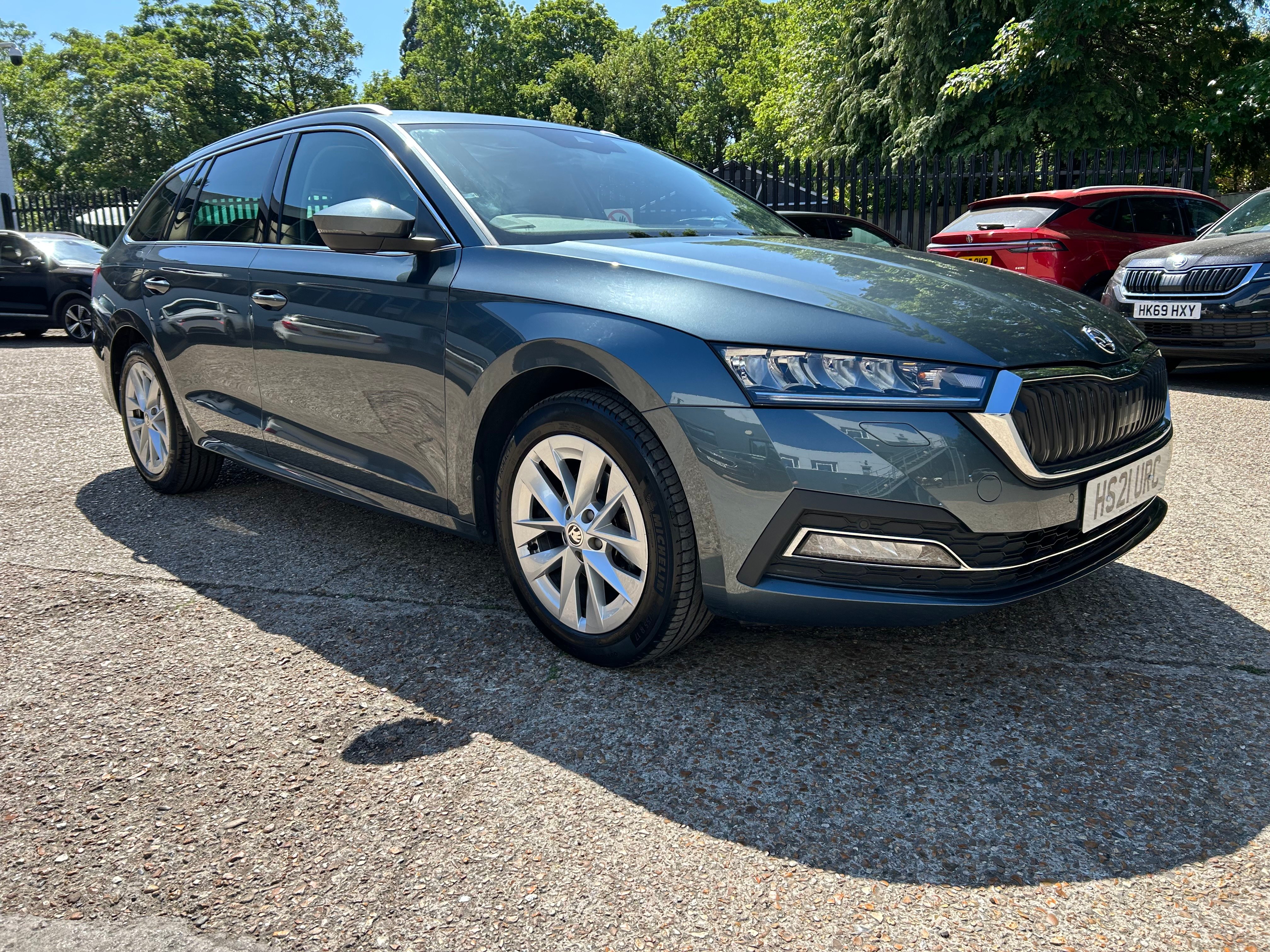 Main listing image - Skoda Octavia Estate