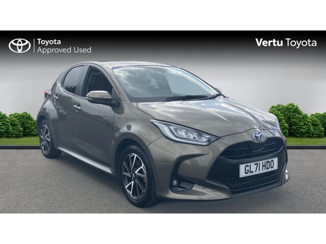 Main listing image - Toyota Yaris